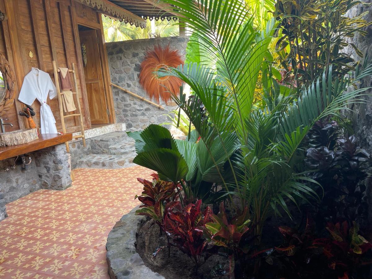 Hotel Louka Bali 5*